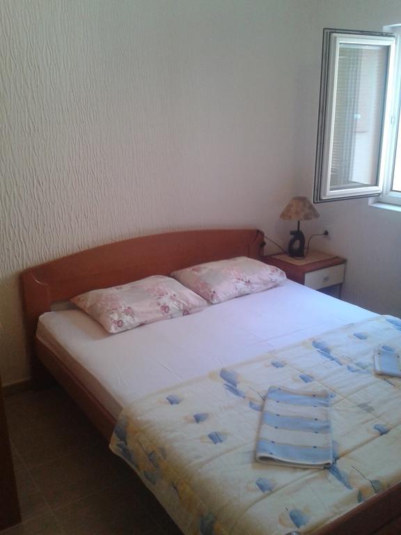 Guesthouse Lautasevic Petrovac 外观 照片