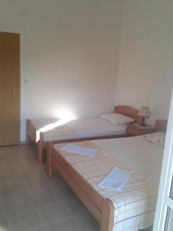 Guesthouse Lautasevic Petrovac 外观 照片